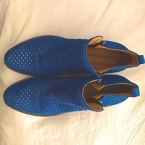 Leather Lucky Brand ankle booties. Blue. Size 10.